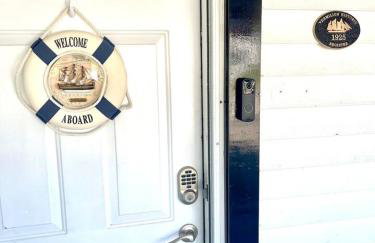 ENTIRE UNIT- Charming Century Home in Harbour Town - Foto 26