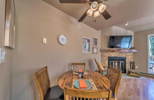 Cloudcroft Townhome with Deck - 1 Mi to Burro Ave! - Foto 6