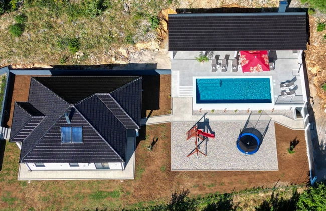 Marijana - Modern With Pool - H - Foto 24