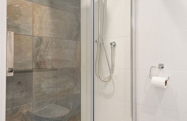 Gorgeous 1 BD in Central Cheltenham - Foto 48