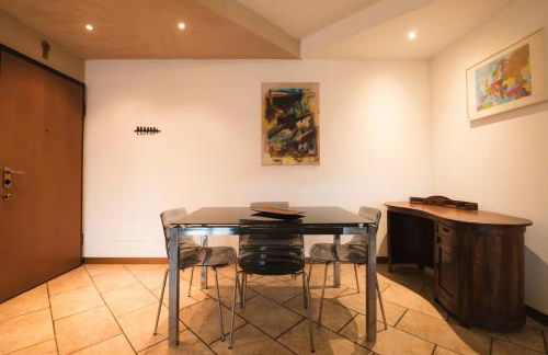 Appartamento Luminoso con Terrazzo, Milano Fiera - Foto 15