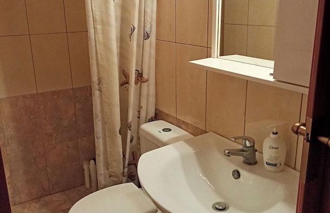 Beachfront Apartment - Sleeps 3 & Free Parking - Foto 5