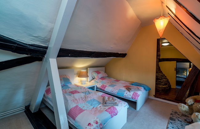 Yew Tree Cottage- Sleeps 12, Garden & Pet-friendly - Foto 4
