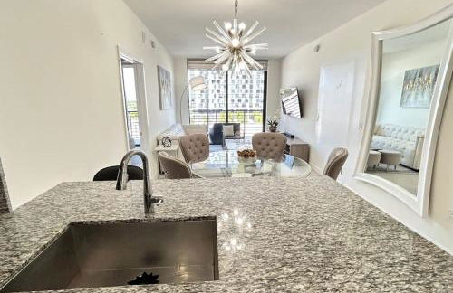 Resort Style Luxury Living in Doral, Miami - Foto 22
