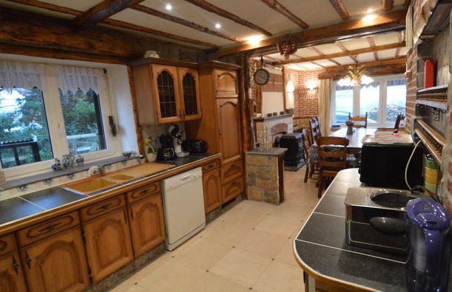 Family House with Large Garden & Games Room near Bambois Lake - Foto 13