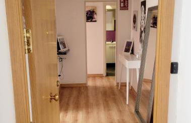 AMPLIO PISO LUMINOSO CERCA DEL CAMINO Y CATEDRAL C3 - Photo 2