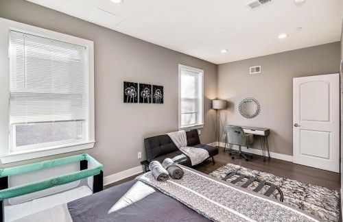 Exceptional Downtown Townhome with Roof Deck -4Bedroom & 3Baths - Foto 18