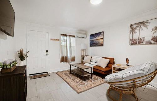 Pensacola Pad 1BR 1BA Modern - Foto 8