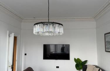 Luxury Victorian 5 bedroom apartment by Lady road apartments - Foto 7