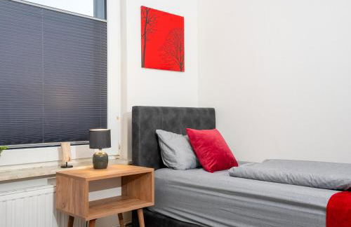 Livemore24 - Space in Duisburg WLAN - Smart-TV - 24-7 Check-in und Küche - Photo 10