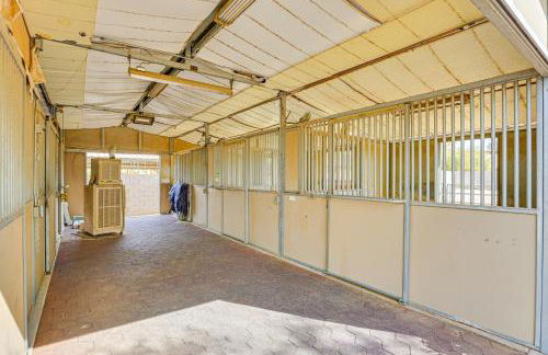 Horsey Hideaway Ranch House in Cave Creek! - Photo 38