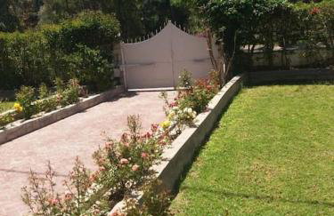 Greek Style Ground Floor Apartment & Pool - Foto 47