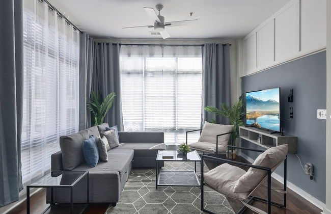 Spacious 2BD With Private Balcony and Free Parking 2 - Foto 54