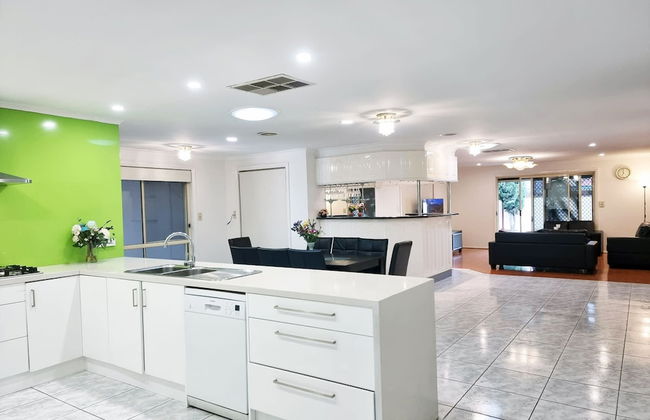 5 Bedrooms Spacious Home - Foto 14