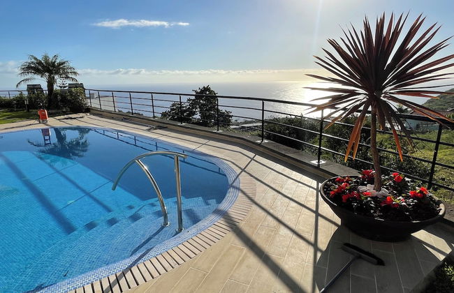 Luxury Villa With Private Heated Pool, Garden and Views of the sea and Mountains - Foto 39