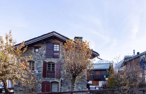 Very Nice Chalet Near The Slopes Courchevel - Photo 2