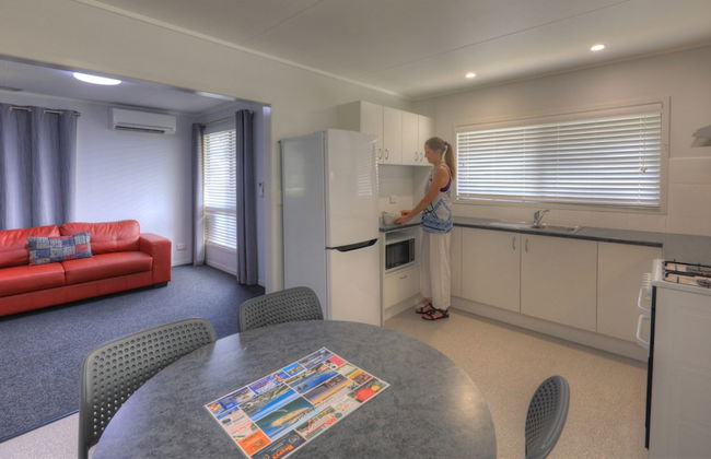 Alex Beach Cabins - Photo 29