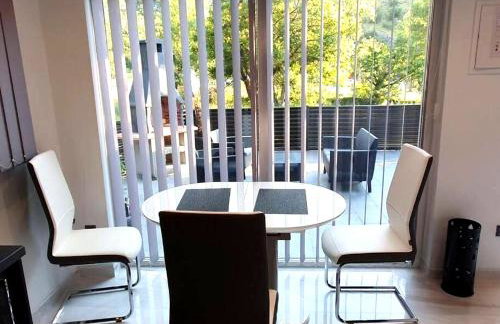 Beautiful house with large terrace and jacuzzi - Foto 12