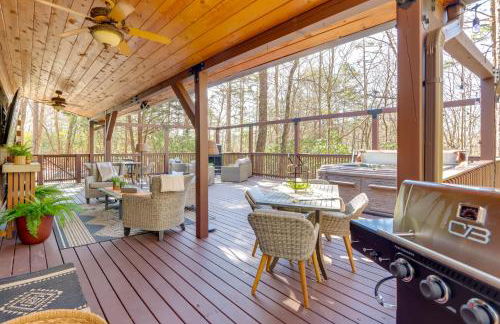 Hot Tub and Fire Pit Fall Family Retreat in Murphy! - Foto 25