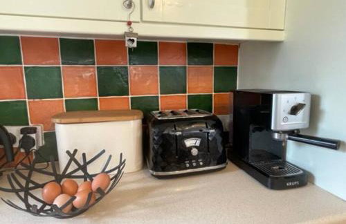 Beautiful listed 3 bedroom cottage with wood burner - Foto 34