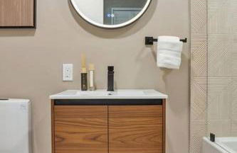 Stunning 2 Story Villa with Pool - Photo 42