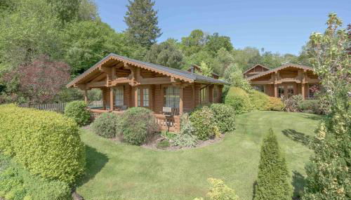 Countryside Log Cabin With Hot Tub - Beech - Foto 2