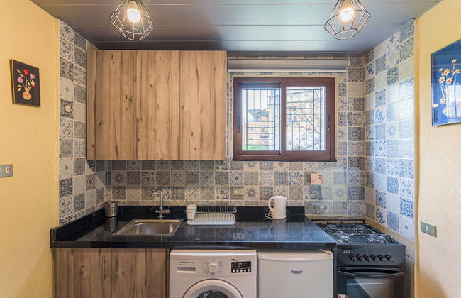 Timberwood Studio in Batroun - Photo 10