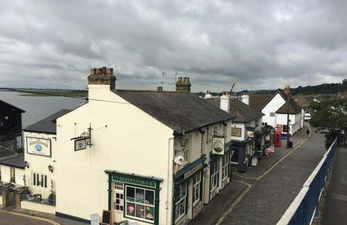 Charming 2-Bedroom Maisonette - Foto 14