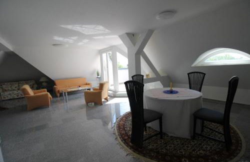 Schloß Wichmannsdorf - Foto 61