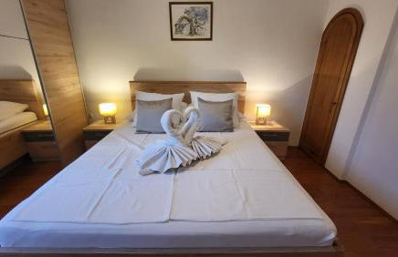 Stone House Apartments Didini Dvori Lumbarda - Foto 18