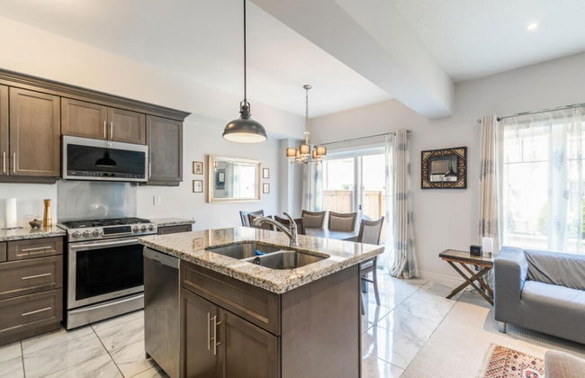 Modern Lakeshore 3BR 3BA TH Free Parking BBQ - Foto 56