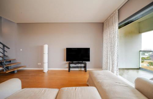 HolidaysPT - Sunset At Lux Terrace - 2 Bedroom Apt - Foto 16
