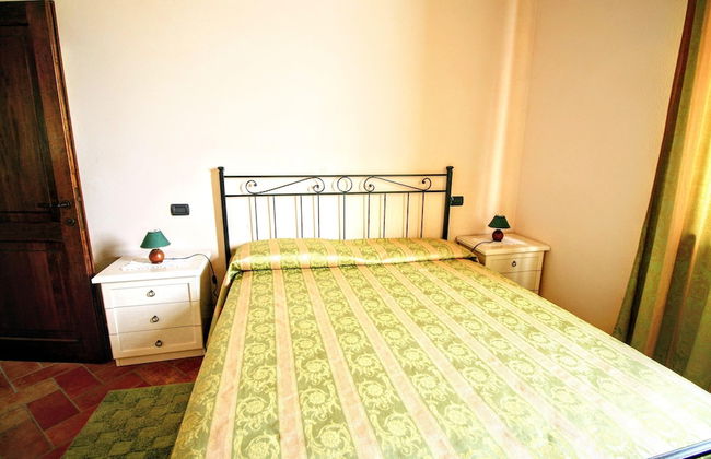 Lovely Farmhouse in Asciano With Swimming Pool - Foto 11