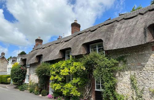 Little Thatch Cottage - Cerne Abbas, Dorset - Photo 2