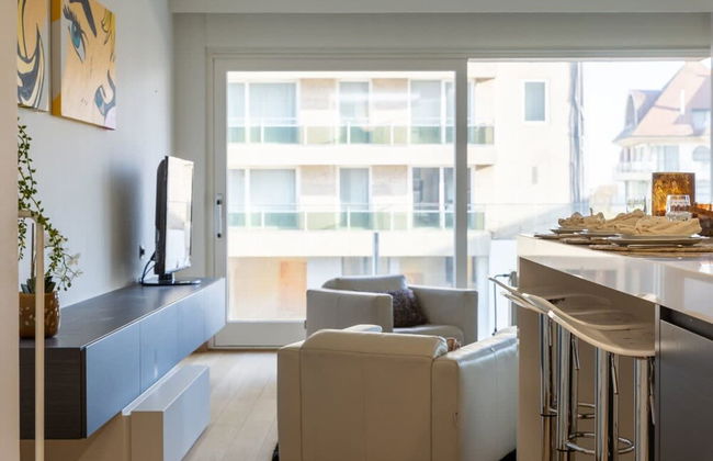 Modern Apartment at the Beach With Parking - Foto 33