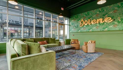 Jolene on Main - East Nash - 1 Mile to DTNash - NEW - Foto 4