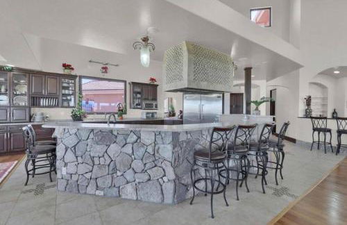 Luxury Mansion Retreat Sleeps 20 Panoramic VIEWS - Foto 52