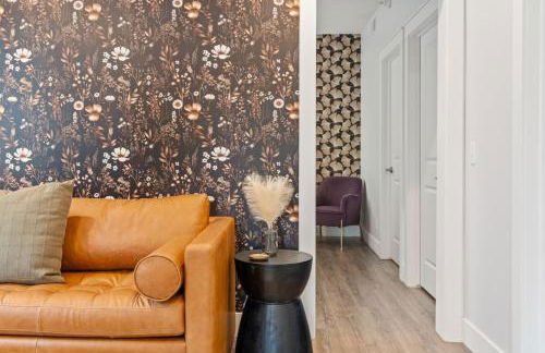 Stone Flora 2BR Condo Near Downtown and Bay - Photo 35