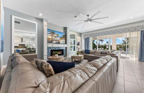 Happiest Home on Earth - Custom Pirate & Nature Bunks 8 King Suites Theater & Pool - Foto 10