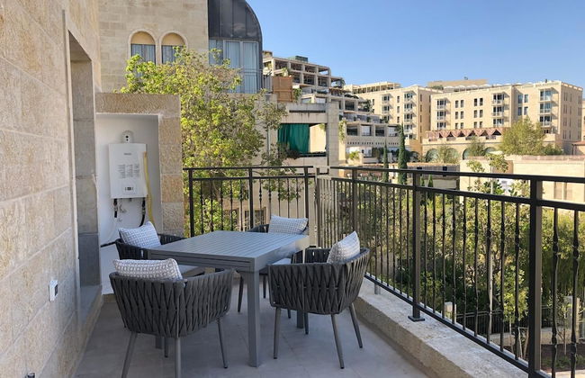 New Luxurious 2BR front old city Legacy - Photo 1