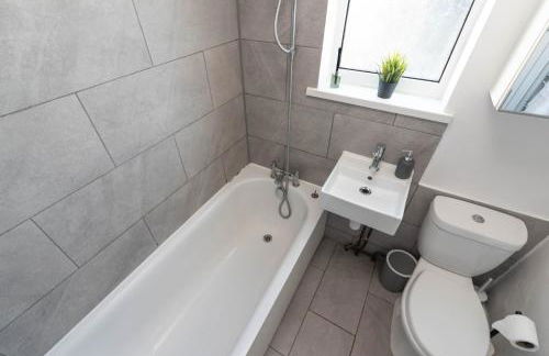 Ivy House - 3 Bedroom House - Contractor Stay - Foto 16