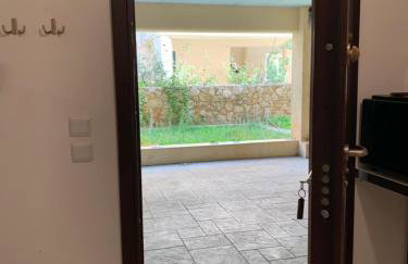 Jacuzzi studio close to athens airport!! - Foto 24