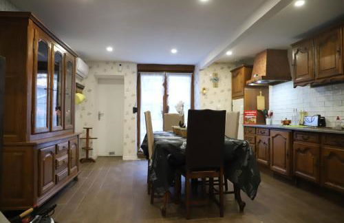 petite maison dans village de caractére - Foto 22