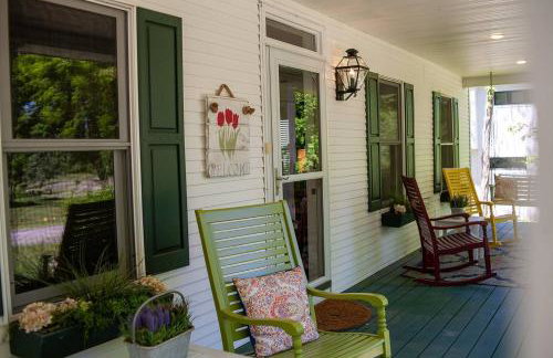 The Maple House Fully Fenced-in Yard! - Foto 26