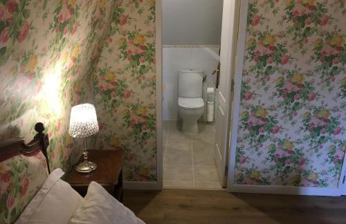 La Tuilerie Grange (Adults only gite) with two en-suite double bedrooms - Foto 16