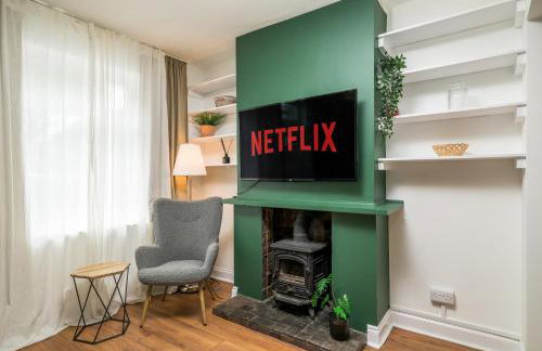 Vale House By EDEN Accommodation - 2 Bedroom Whole House, Sleeps 4 - NEWLY RENOVATED - Foto 41