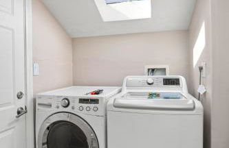 Coastal Home Near UCSB & Airport, Hot Tub, King Beds, Fast Wifi, Sleeps 6 - Foto 28