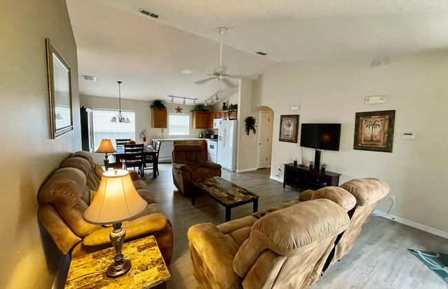 Four Bedroom Pool Home -- 289 EP -- Vusa Four Bedroom Pool Home - Foto 18