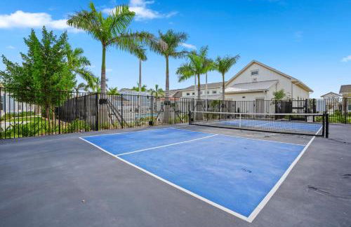 New 5 Star Home with Pool & Heated Spa-Mins to Tradition Sq- Cleveland Clinic Tradition- HCA Hospital - Foto 12