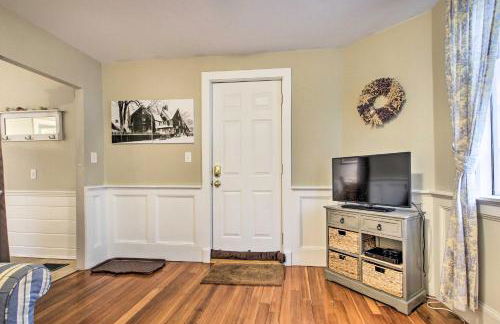 Inviting Salem Apartment Near Waterfront and Museums - Foto 8